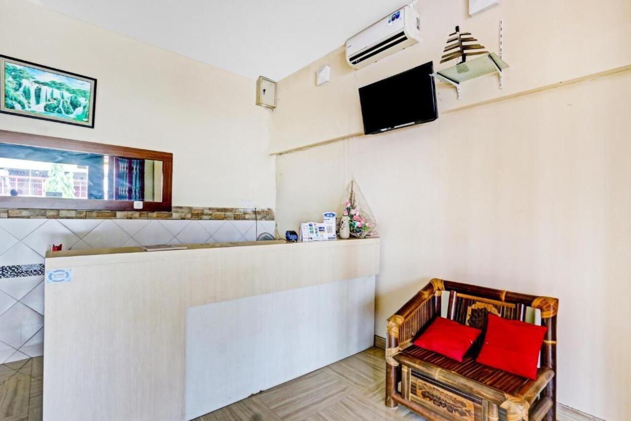 Oyo 90553 Arteri Guest House Семаранг Екстер'єр фото